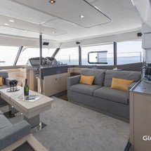 Fountaine Pajot MY 44