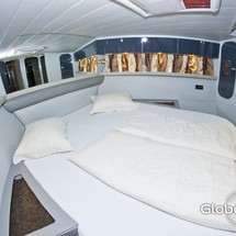 Ferretti 52