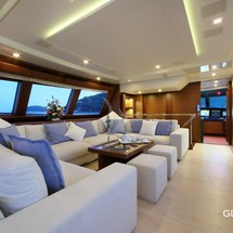 Ferretti 124