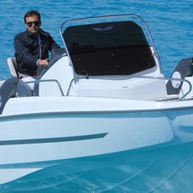 Beneteau Flyer 7.7 SUNdeck