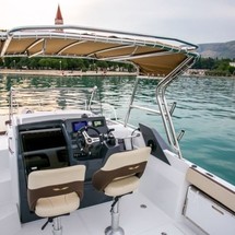 Beneteau Flyer 7.7 SUNdeck