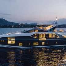 Azimut Grande 27 METRI