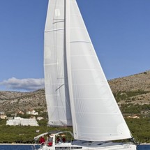 Beneteau Oceanis 48