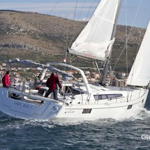 Beneteau Oceanis 48