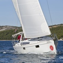 Beneteau Oceanis 48