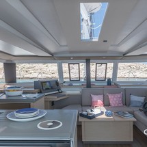 Fountaine Pajot Astréa 42