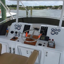 Hatteras 77 Convertible