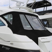 Cruisers Yachts 520 Sports Coupe