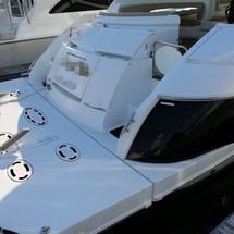 Cruisers Yachts 520 Sports Coupe