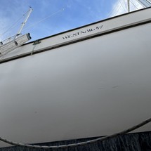 Westsail 42