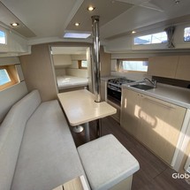 Beneteau Oceanis 35.1