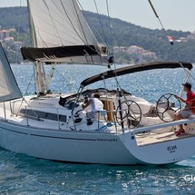 Salona 44