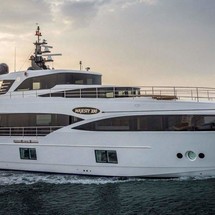 Majesty Yachts 100