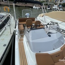 Beneteau Flyer 8 Sundeck