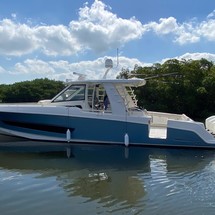 Boston Whaler 420 Outrage