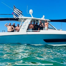 Boston Whaler 420 Outrage