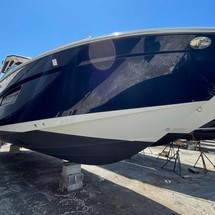 Cruisers Yachts 338 Bow Rider