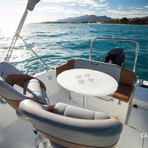 Beneteau Flyer 6 SUNdeck