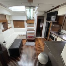 Cruisers Yachts 48 Cantius