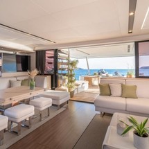 Fountaine Pajot Alegria 67