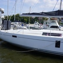 Hanse 445