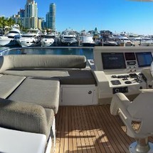 Azimut 66