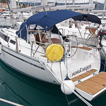 Bavaria 33 Cruiser