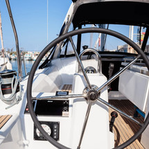 Beneteau Oceanis 35.1