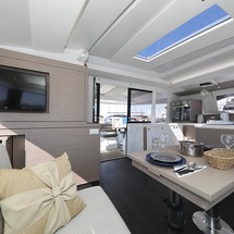 Fountaine Pajot Astrea 42