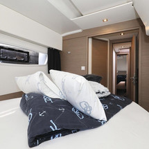 Fountaine Pajot Astrea 42