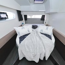 Fountaine Pajot Astrea 42