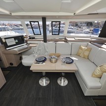 Fountaine Pajot Astrea 42