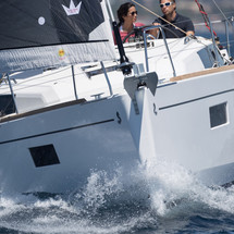 Beneteau Oceanis 38.1