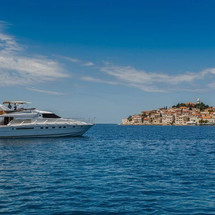 Fairline Squadron 65