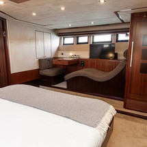 Galeon 640 FLY