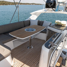 Galeon 640 FLY