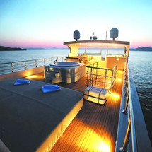 Motor yacht