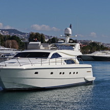 Ferretti 57 Fly