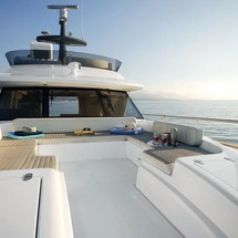 Azimut Magellano 53