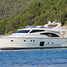 Ferretti 551 Yachts