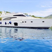 Ferretti 551 Yachts