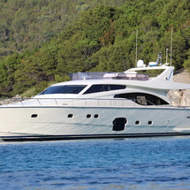 Ferretti 551 Yachts