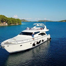 Ferretti 551 Yachts