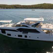 Azimut Grande 27 METRI