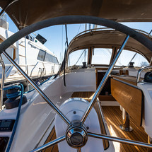 Bavaria 37