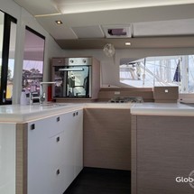 Fountaine Pajot Astréa 42