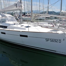 Oceanis 45