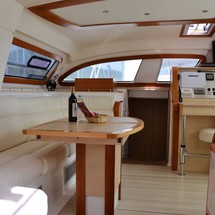 Catana 47