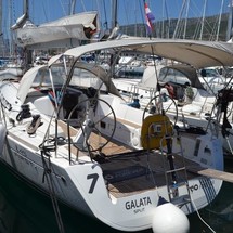 Beneteau First 45