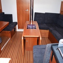 Hanse 415